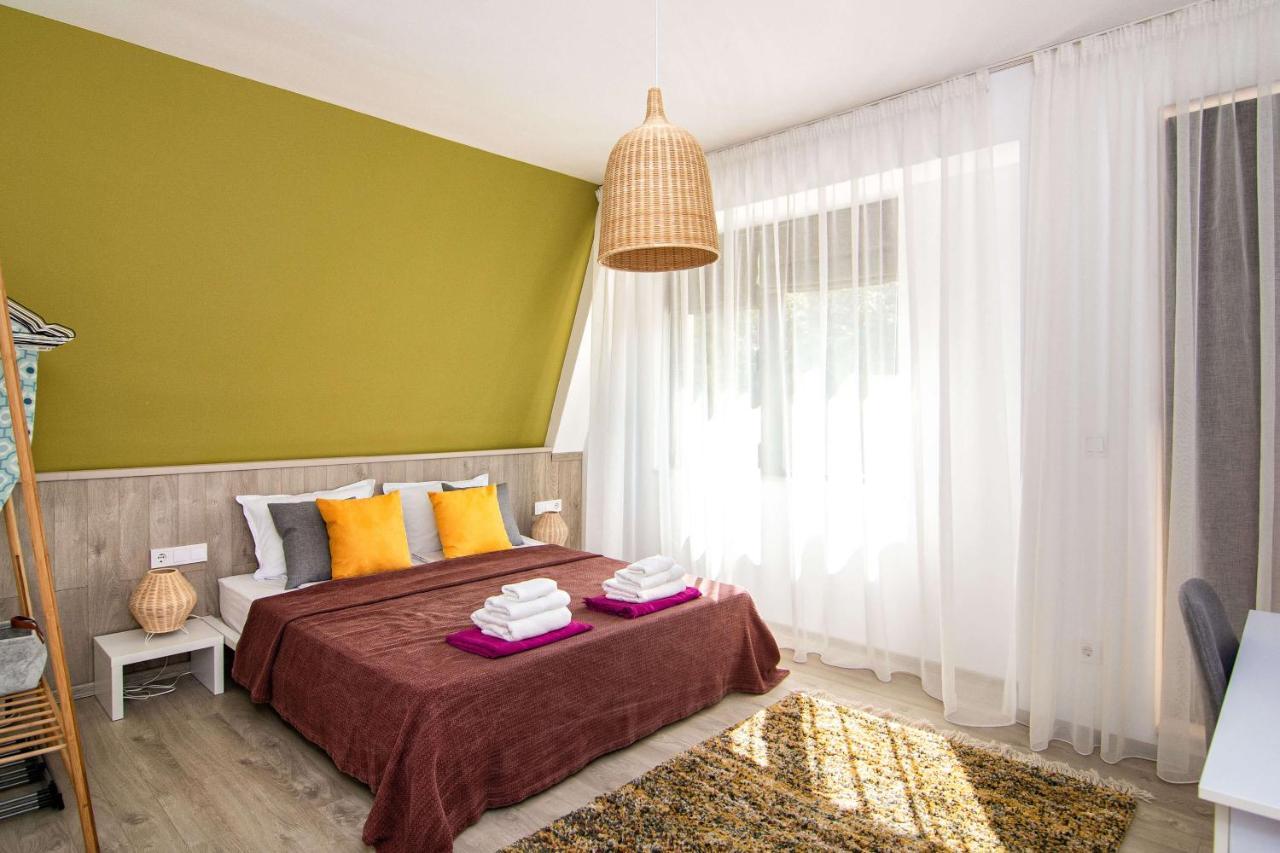 Luxury City Center Two Bedroom Apartment Close To Beach Varna Exterior foto