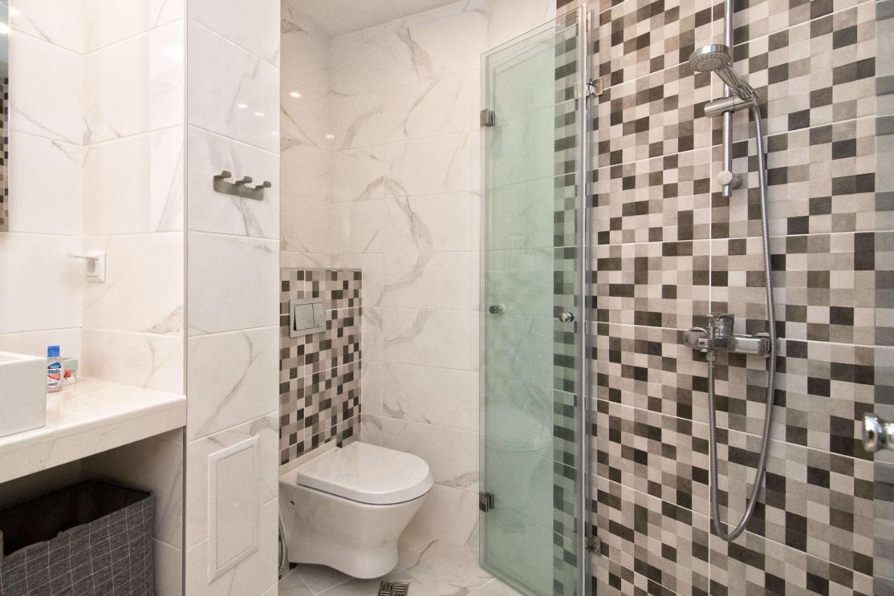 Luxury City Center Two Bedroom Apartment Close To Beach Varna Exterior foto
